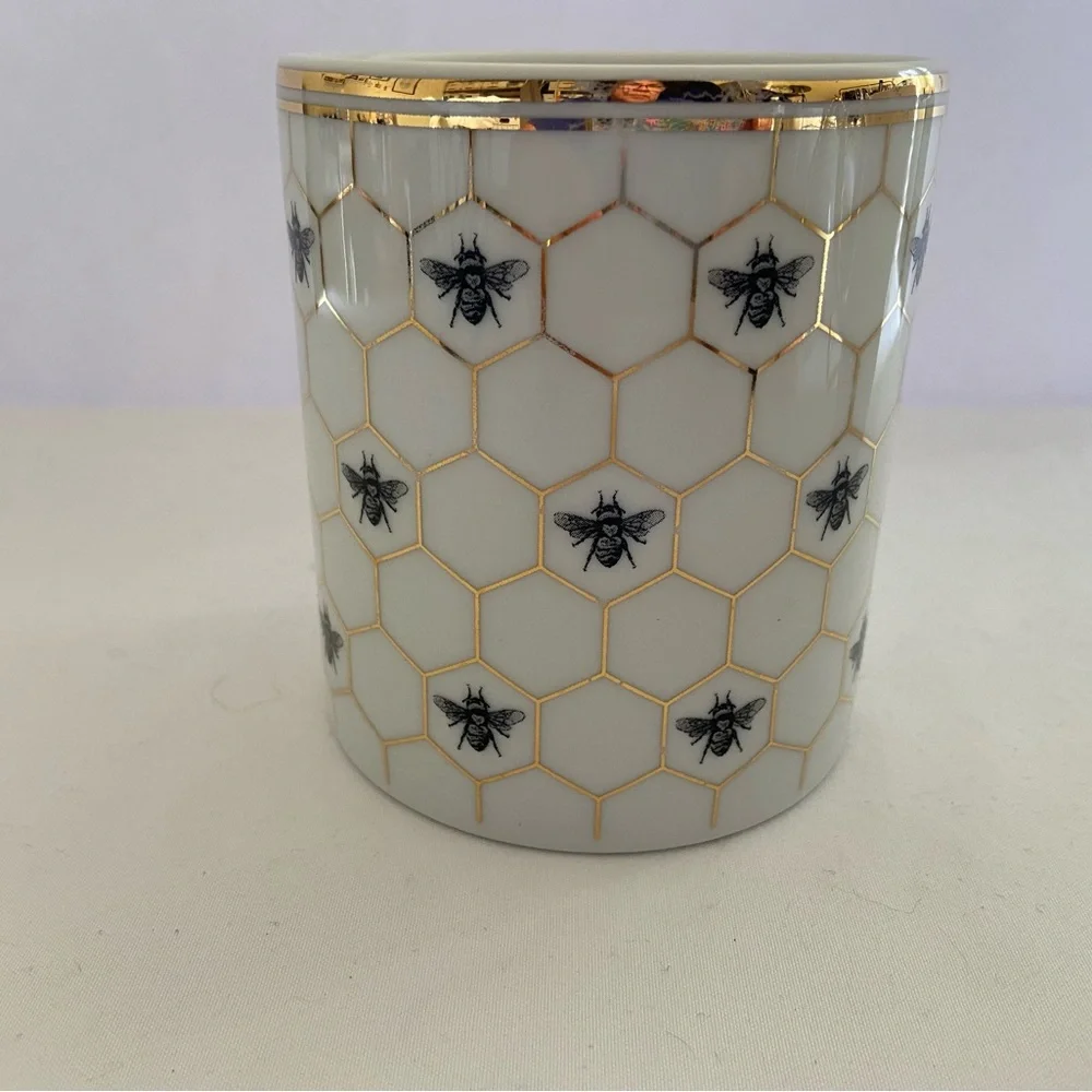 (1) Williams Sonoma mug